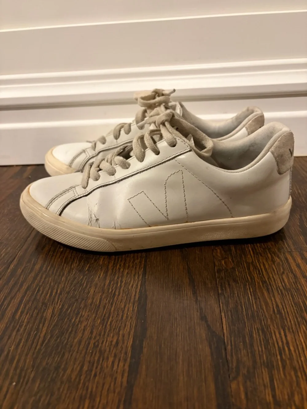 Veja Esplar Leather White Sneaker, Sz 37 (US 6) - Picture 7 of 13